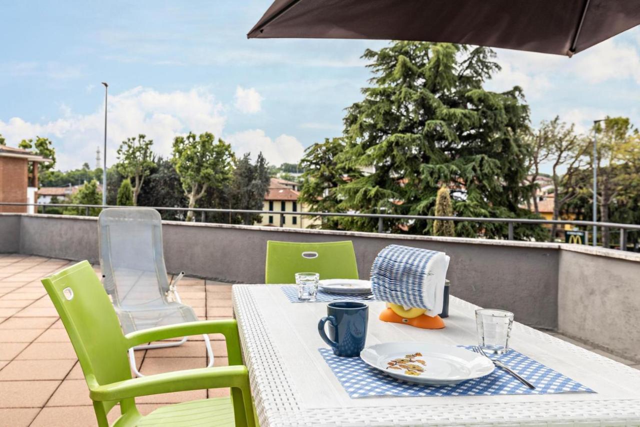 La Terrazza Apartman Peschiera del Garda Kültér fotó